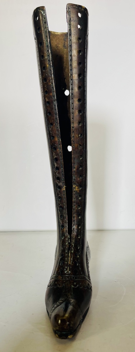 Botte en bronze - Enseigne de magasin-photo-6